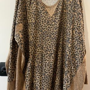 EUC Torrid Brushed Waffle Knit Pullover Long Sleeve Supersoft